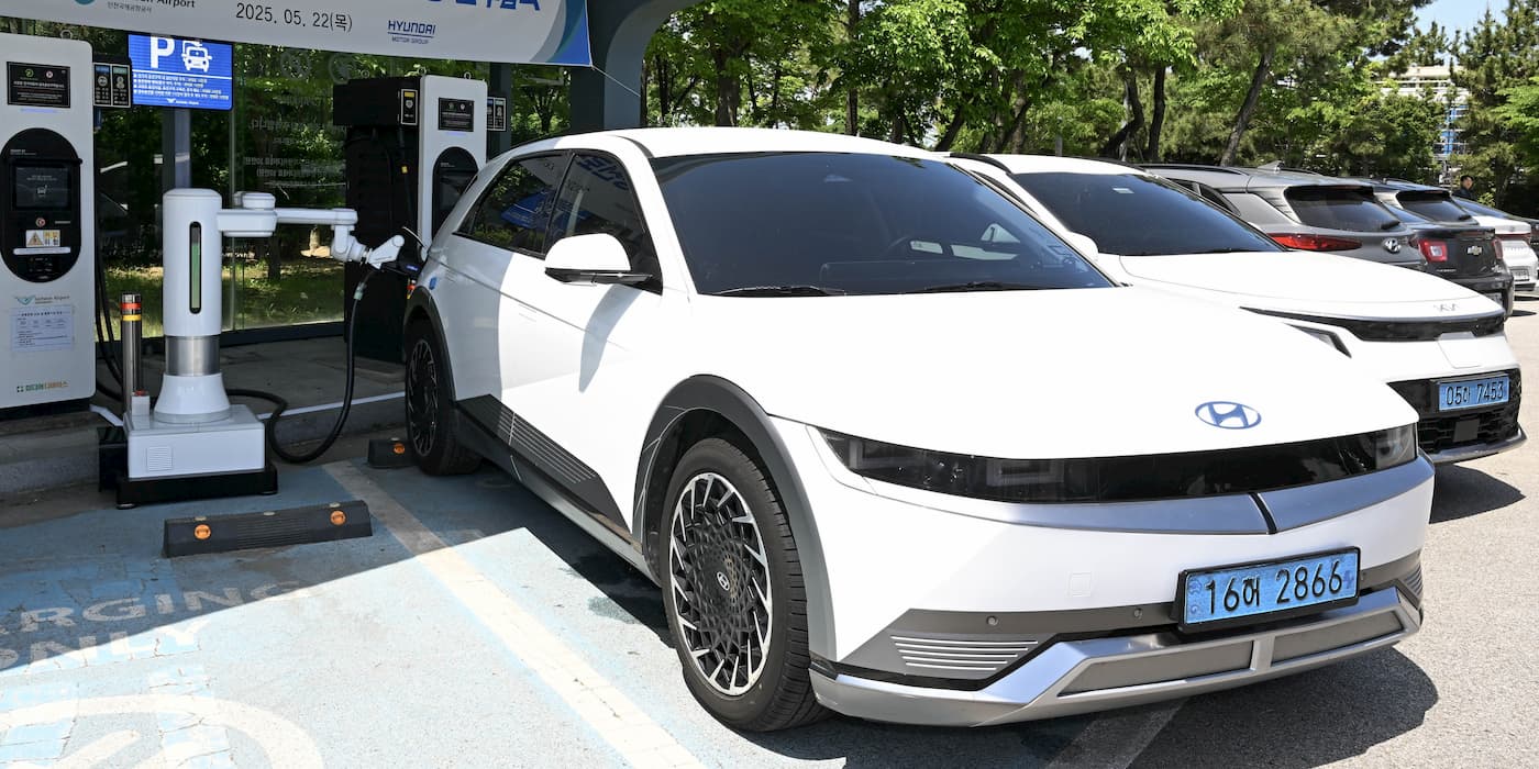 Hyundai-robot-EV-charger